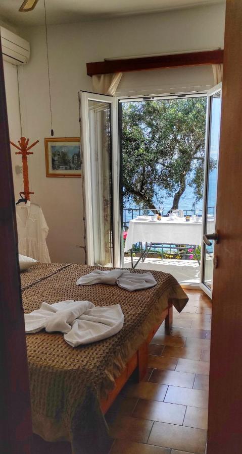 Villa Fourtuna Apartment Agios Ioannis Peristeron  ภายนอก รูปภาพ