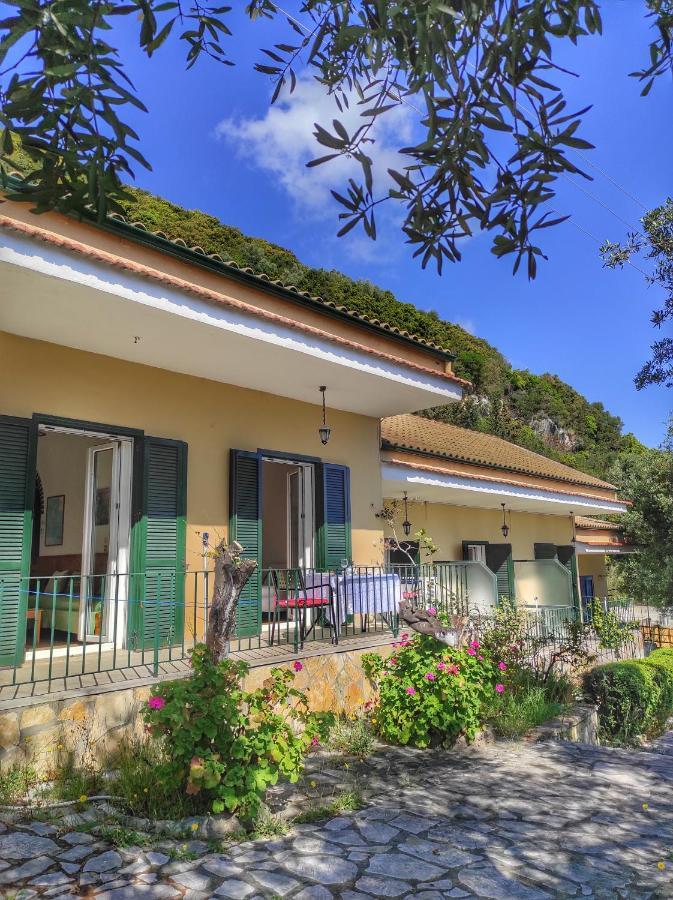 Villa Fourtuna Apartment Agios Ioannis Peristeron  ภายนอก รูปภาพ