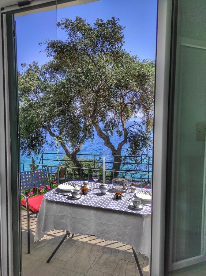 Villa Fourtuna Apartment Agios Ioannis Peristeron  ภายนอก รูปภาพ