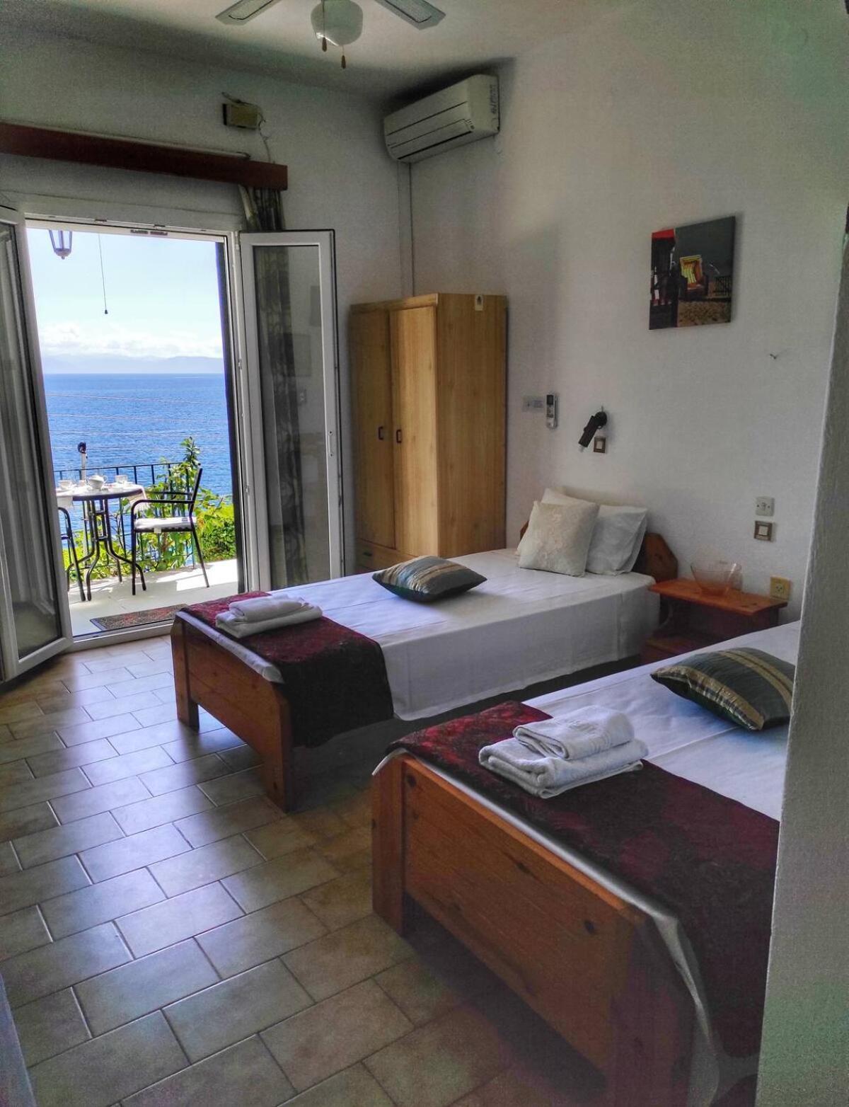 Villa Fourtuna Apartment Agios Ioannis Peristeron  ภายนอก รูปภาพ