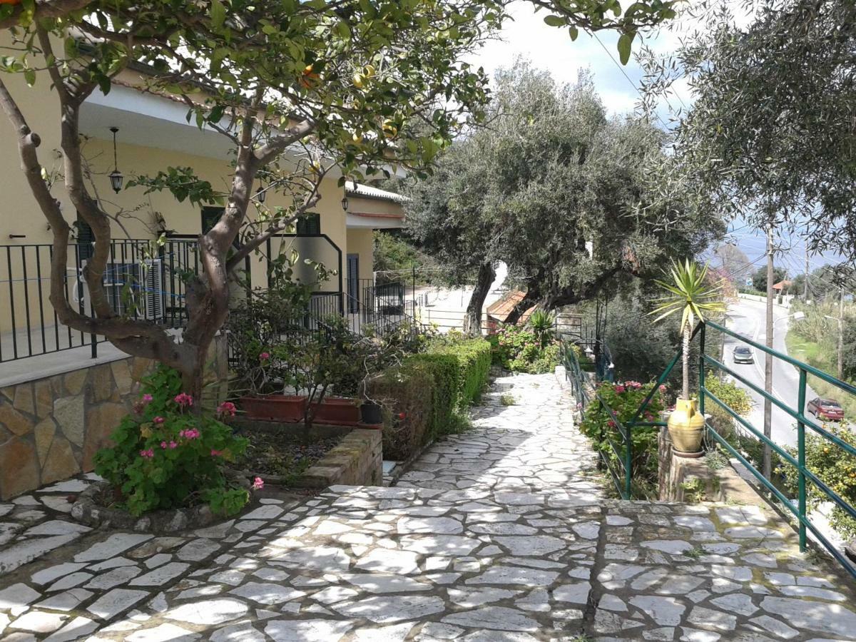Villa Fourtuna Apartment Agios Ioannis Peristeron  ภายนอก รูปภาพ